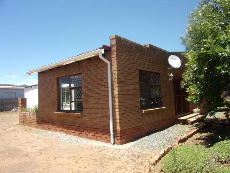 To Let 3 Bedroom Property for Rent in Victoria Park Eastern Cape